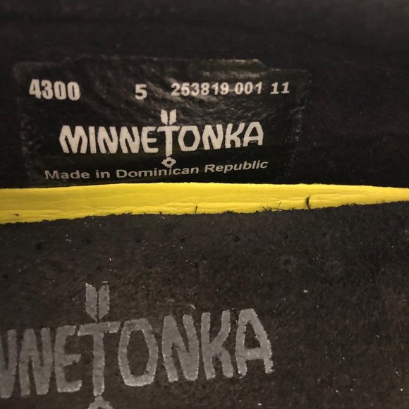 Minnetonka Leather Moccasins Size 5 - Picture 3 of 5